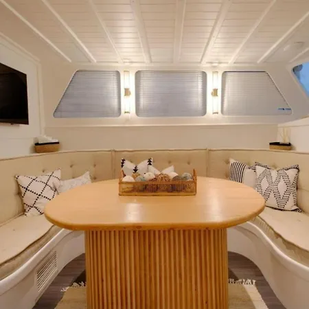 Botel Liberte 11 Bodrum